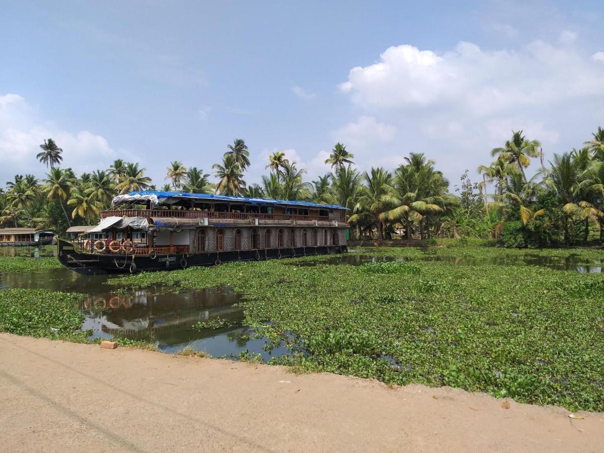 Garggi Kumarakom Village Homestay Kültér fotó