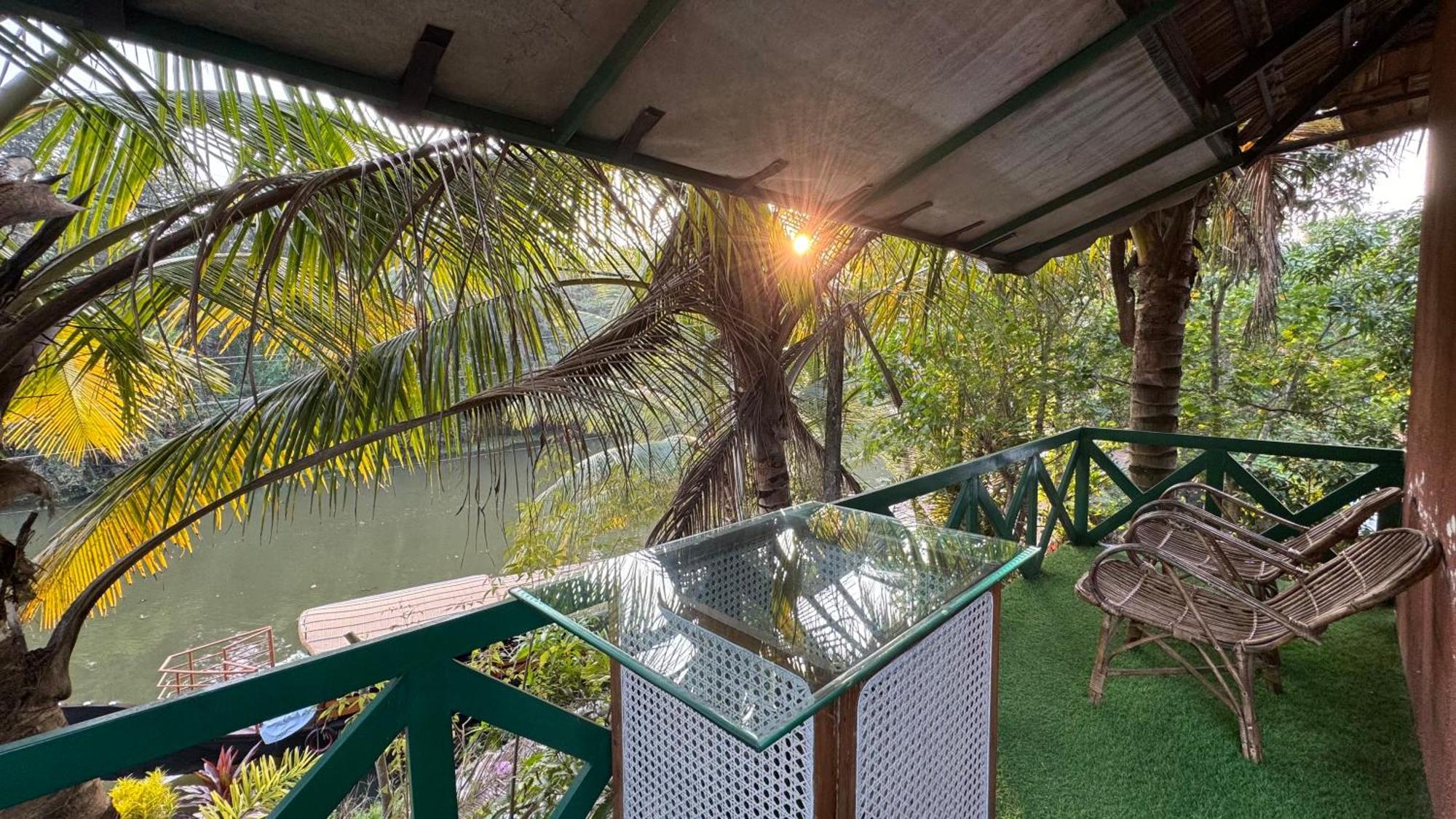 Garggi Kumarakom Village Homestay Kültér fotó